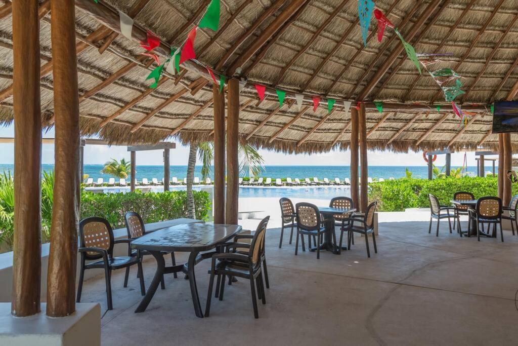 Reef Beachfront 3Bdr Apartment By Casa Paraiso كانكون المظهر الخارجي الصورة